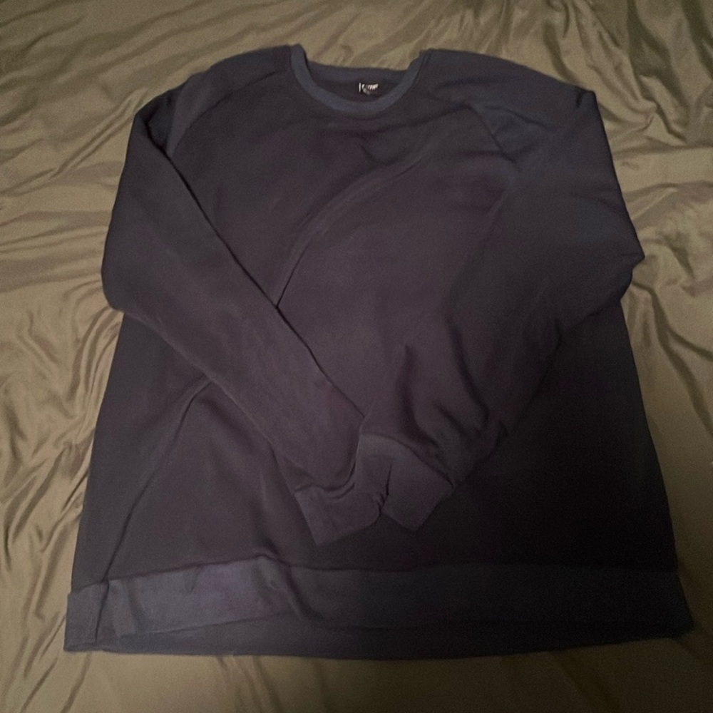 Never worn TRUFIT Crew Neck